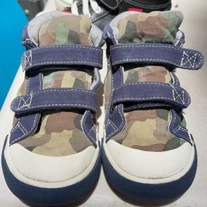 See Kai Run camo high tops
